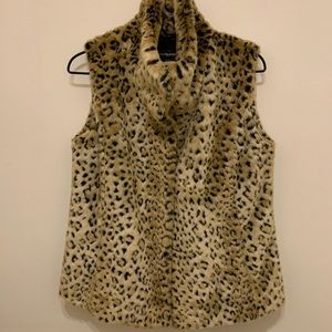 🔥EUC — Kristen Blake Leopard Vest